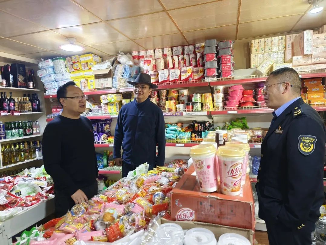 县市场监督管理局开展端午节前食品安全检查 舌尖上的安全很“粽”要